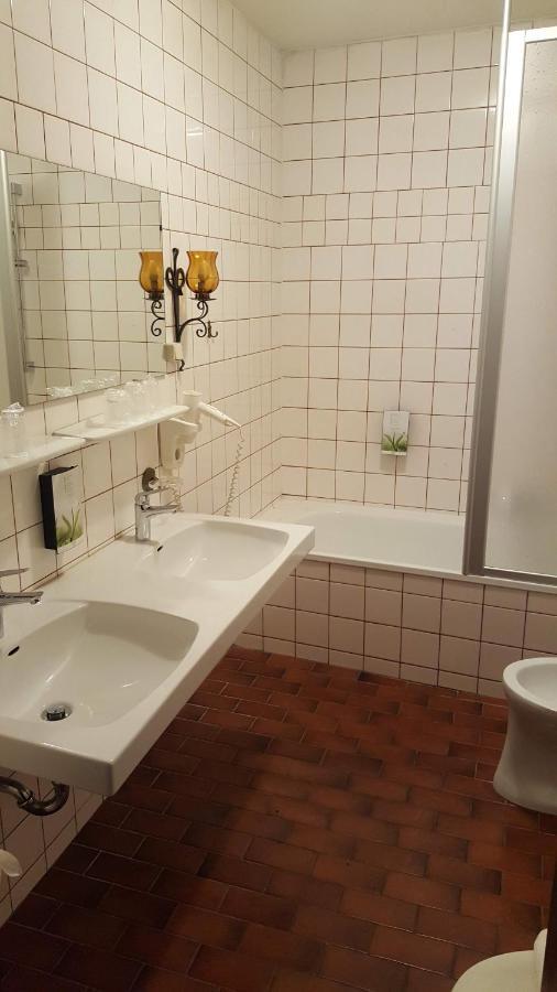 Mama Muh Self-Check-In Hotel Linz Eksteriør billede